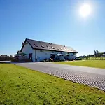 Terraced House For 5 People,