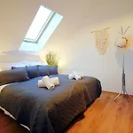 Terraced House For 5 People, *