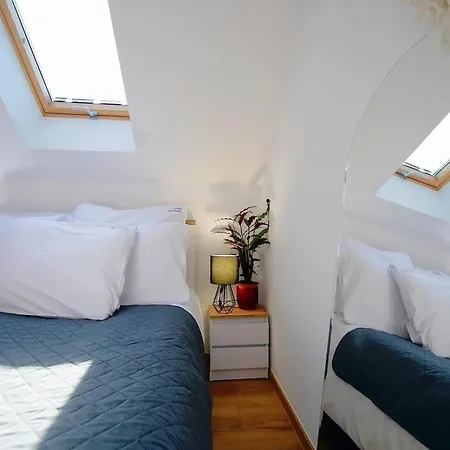 Terraced House For 5 People, *