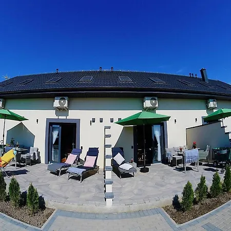 Terraced House For 5 People, Mielenko