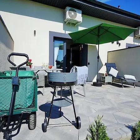 Terraced House For 5 People, Holiday home Mielenko