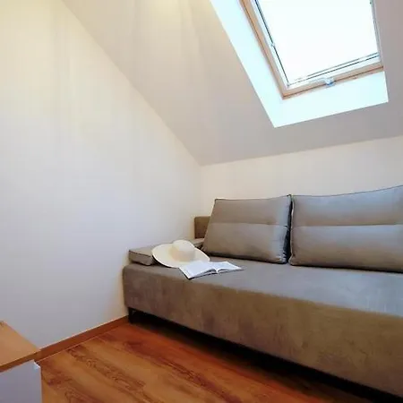 Terraced House For 5 People,