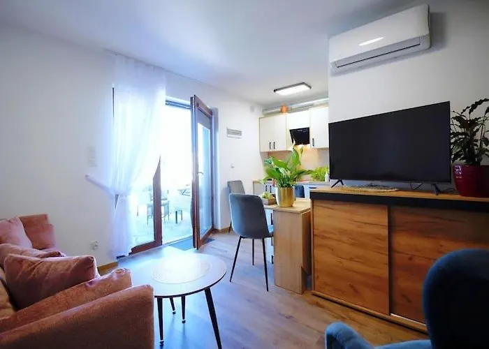 Terraced House For 5 People, Mielenko