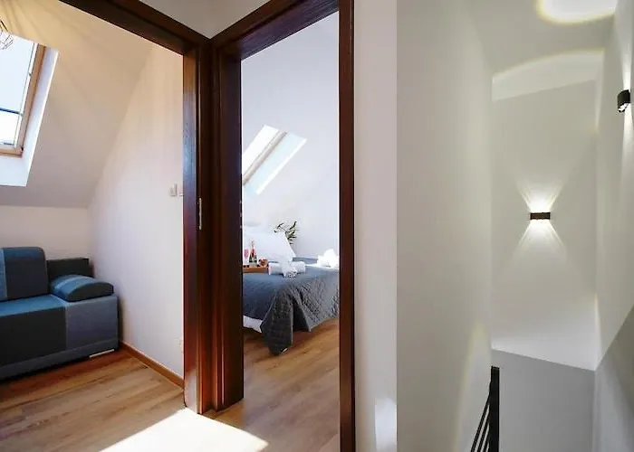 Terraced House For 5 People, *