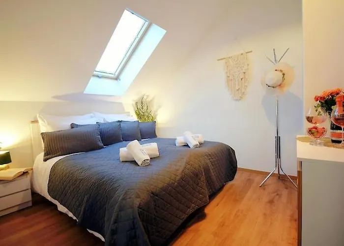 Terraced House For 5 People, *